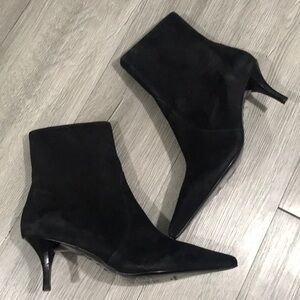 Stephane Kelian Paris Pointed Toe Black Suede Boots size 7.5